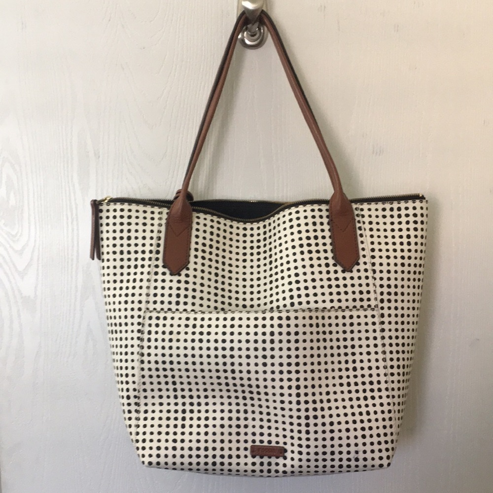 Fossil tote